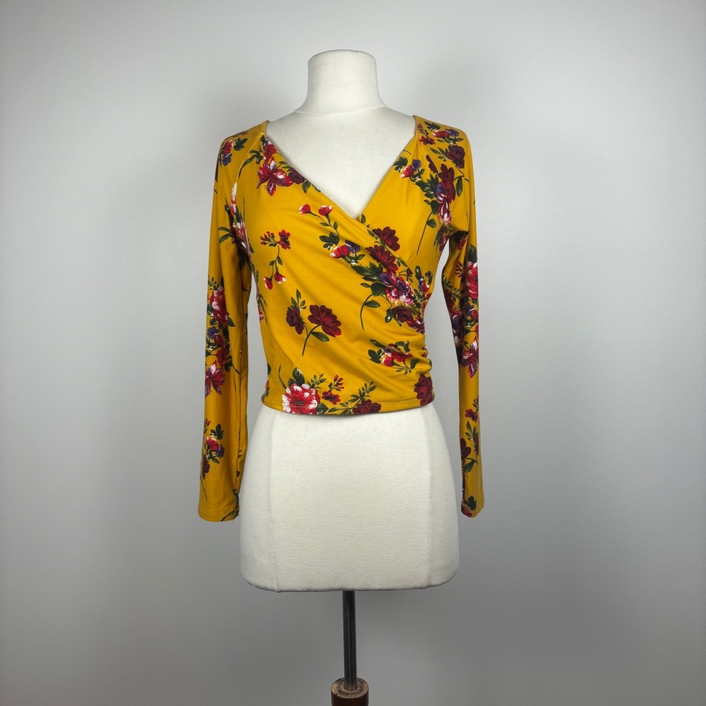 Floral Criss Cross Long Sleeve Tee V Neck